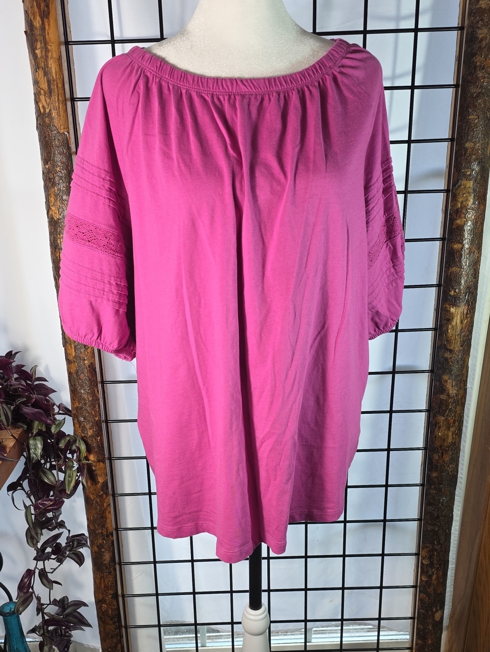 Relaxed Off-Shoulder Tunic Top in Magenta